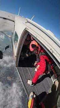 Skydiving || Freefall At Terminal Velocity #youtube #youtubeshorts #skydiving #hittvfun #adventure