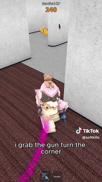 these emos should’ve stuck to crying, not teaming #robloxfyp #mm2 #murdermystery2 #gameplay #beating #teamers