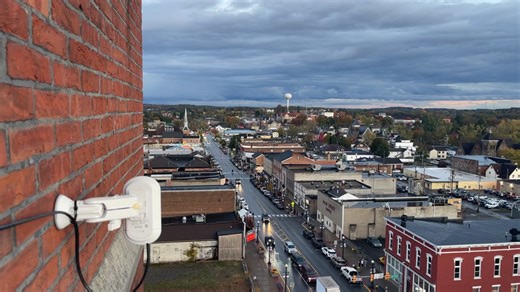 A view of the 72nd Autumn Leaf Festival from the Clarion County Courthouse! 🎥 Dave Cyphert/ ProPoint Media Photography | exploreClarion.com