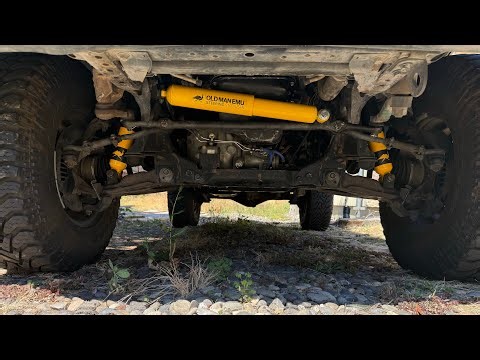 New 1995 Toyota 4Runner Old Man Emu Nitrocharger Shocks & Steering Stabilizer