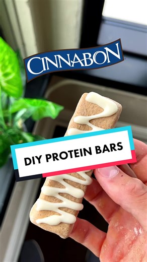 Homemade Cinnamon Roll Protein Bars Recipe