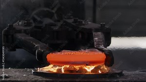 Metal shaping with compressing machine .