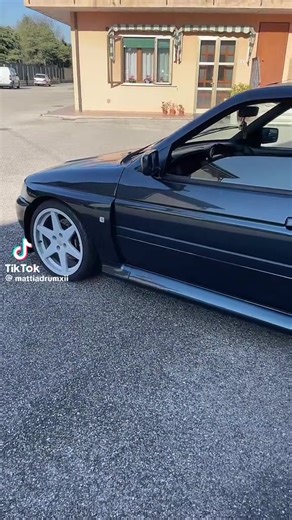 Stunner! #classiccar #cossie #cosworth #fyp #trending