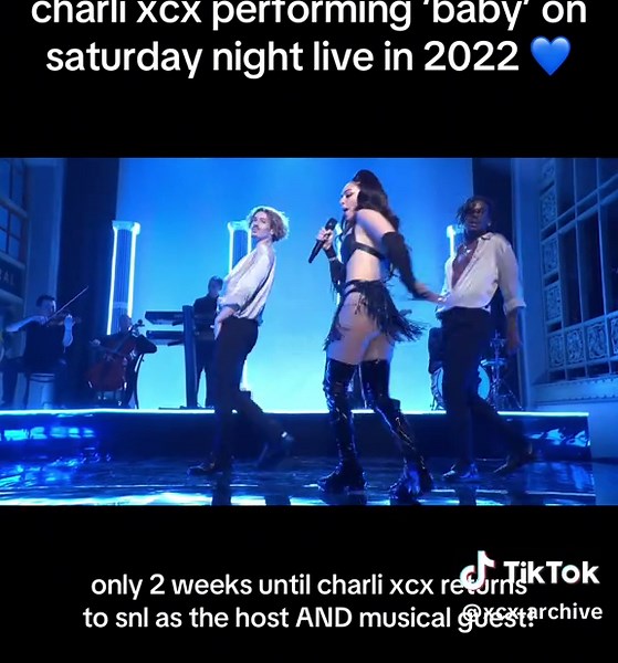 no one understood this performance like i understood this performance #charlixcx #xcx #saturdaynightlive #snl #crash #brat #xcxarchive