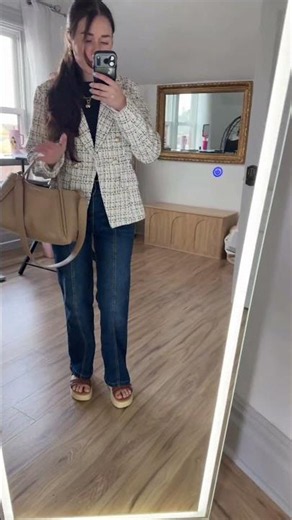 Plaid tweed like blazer, super classy, comfortable and affordable