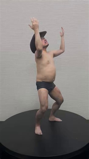 中国製の安価なフルカラー3Dプリンターが多いですが、うちはイスラエル製の定価8,000万円の機械で作っています。だから3Dフィギュアがどこよりもリアルなんです。