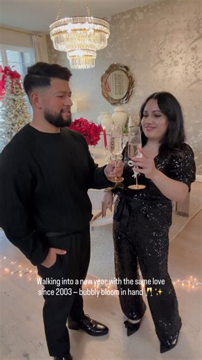 Stephanie Padilla on Instagram: "✨Walking into 2026 with the same one since 2003 & a bubbly bloom in hand 🥂 #bloompartner @bloom"