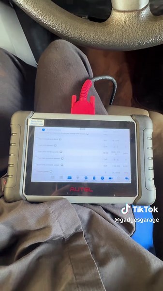 Diagnosing check engine light on Chevy express van #mechanic #mechaniclife #car #carrepair #chevy