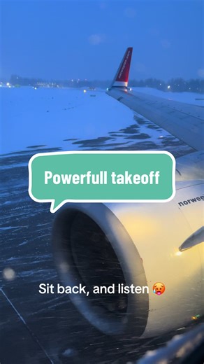 Sound Experience of a Boeing 737-800 Takeoff