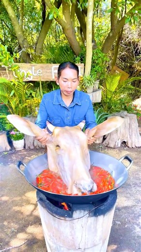 This might be the craziest recipe on the internet 🤯| Cow Head Recipe #shorts #shortsfeed #cooking