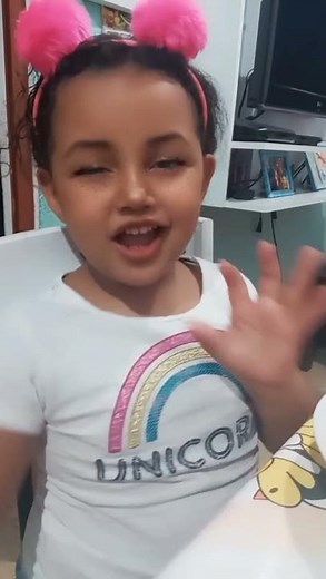 Eeee aaaaa AAAA, num num num🎶😅 #shorts