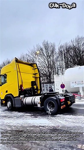 Heavy Duty Rig Pulling Out on Frozen Ground #worker #process #camion #driver #winterdrive
