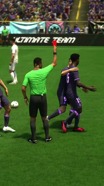 Blonde WWE Ref Returns in FIFA Career Mode!
