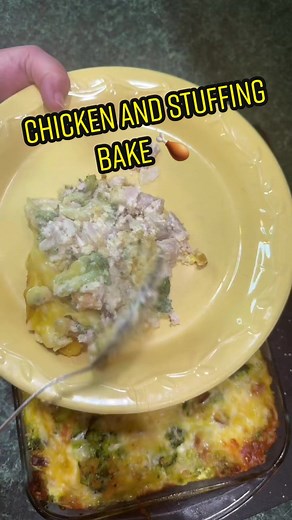 Delicious Chicken and Stuffing Casserole Recipe