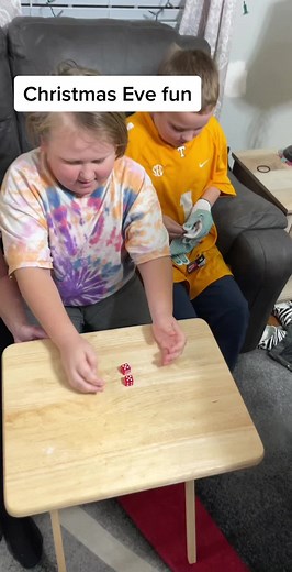 #saranwrapgame #christmas #fyp #family