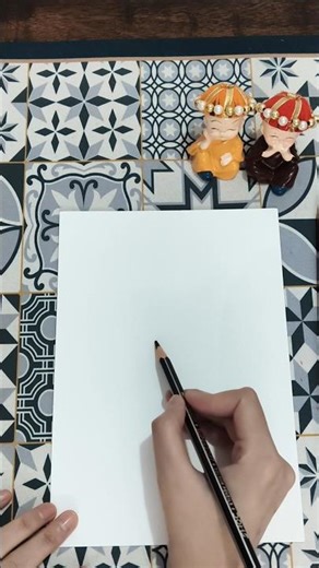 "Realistic Red Rose Drawing with Colored Pencils 🌹"