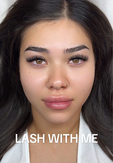 lash a wet set with me ⋆⭒˚.⋆ (wispy/wet set ebook available ~ link in bio) using my favorite products from @tn studios: 🌟 velvet luxe 0.07 CC curl 🌟 jelly pad 🌟 eufloria adhesive (code: anh for $$ off) located in tempe, az | booking for november! #wispylashes #lashextensions #azlashartist #lashwithme #lashesoftiktok