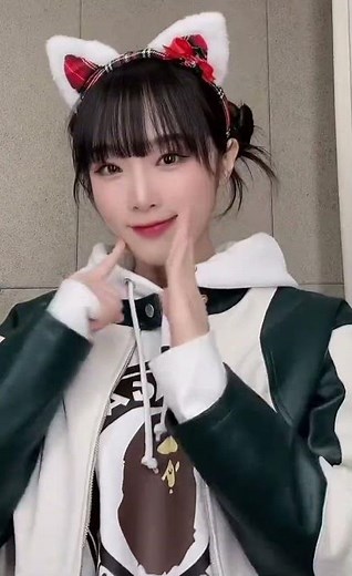 예나가 너무 귀여워서 미안해