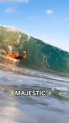 Elite bodysurfing 🏄 (via @Hammah LJ) #surf #bodysurf #ocean #swim