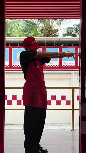 Highway Cafe: Dance and Vibes in a Unique Spot