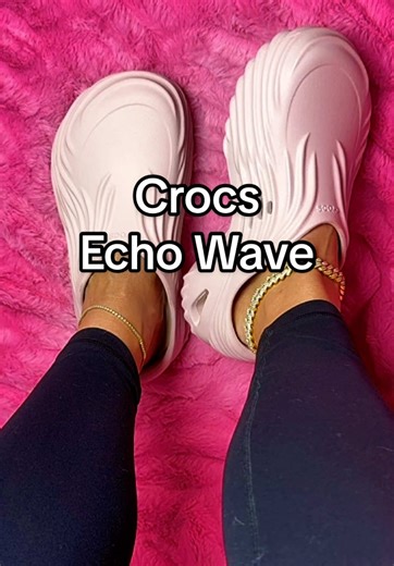 Not your average clog 🌊 The Crocs Echo Wave Clog are giving futuristic, cool-girl energy but still feel like you’re walking on clouds. Statement shoe all-day comfort? Yes please. #crocs #crocsecho #crocsechowave #crocsechoclog #tiktokshopcreatorpicks @Crocs