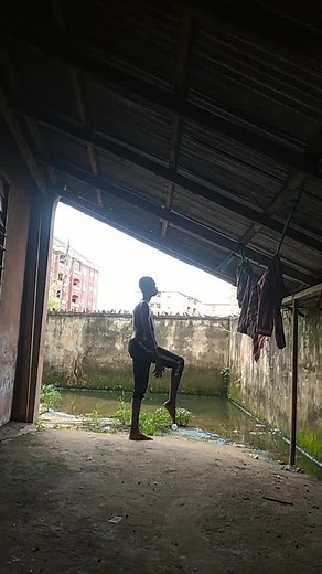 acrobatics#skinnyflexi #acrobatics #fyp #viral