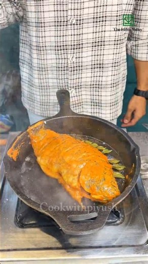 🐟🔥 Crispy Whole Fish Fry #fish #fishrecipes #fishrecipe #fishfry #wholefishfry #fishcutting