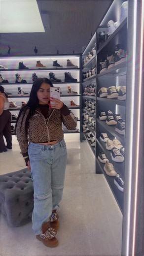 Scarpe DSAS personalizzate: modello super particolare da scoprire