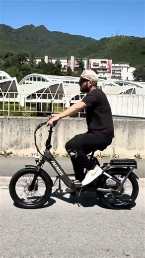 Fafrees F20 Flex…technology and lightness in the city! Full review on the #fafress #f20 #flex cha...