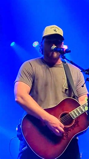Dancing In The Dark by Bruce Springsteen (cover) #brucespringsteen #livemusic #countrycover