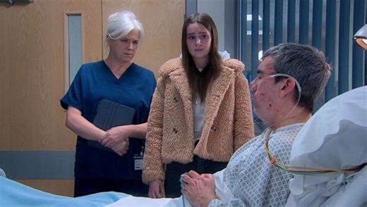Emmerdale fans 'work out' who takes down Dr Todd after Cain Dingle crash