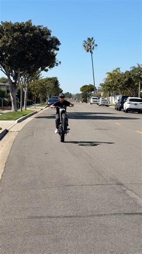 Old ass wheelie clip 😭 #super73 #bike #bikelife #riding #socal #wheelie