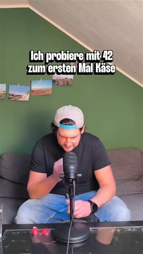 Philipp Haas on Instagram: "Ich habe ARFID, probiere neue Lebensmittel und gehe Schritt für Schritt. So kann ich mir und vielleicht auch Dir und/oder Deinem Kind helfen. Es ist keine Werbung oder Abwertung des Produkts. Ich hab zu dem Produkt gegriffen, weil es der Käse war, den ich mir am ehesten vorstellen konnte. Aber man muss ja auch keinen Käse essen ☺️ #arfid #essstörung"