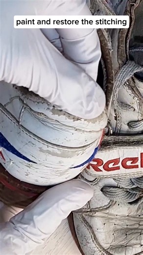 restorer's unboxing👜We offer courses leather repair services You can check the details via WhatsApp in the profile description📲 | Leather Repair Academy