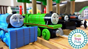 This season we have back to back Thomas and Friends Christmas episodes, including The Missing Christmas Decorations from Season 17 (0:03) , and Thomas and The Missing Christmas Tree from season 2 (7:29). Enjoy these Christmas stories from Thomas & Friends! Happy Holidays! | Kids Toys Play
