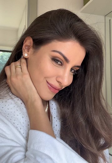 Transformação Rápida de Make: Isabela Souza em Destaque