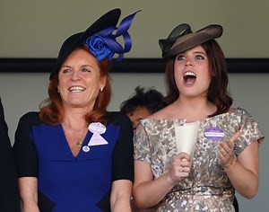Princess Eugenie Says Mom Sarah Ferguson Helped Her Be 'Confident' About Scoliosis Scar