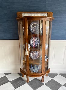 Vintage Oak Bowfront Curio Cabinet With Curved Glass W/ Skeleton Key + Lock | Heirloom Display Showcase - Etsy