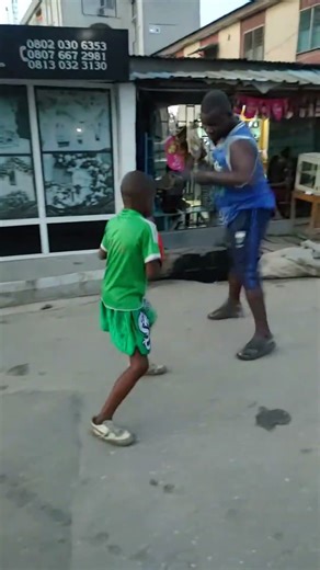 Fast Hands, Sharp Mind 🧠🥊 | Advanced Boxing Padwork & Combos”