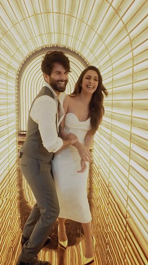 Shahid Kapoor | Roasting it hot... with Kabir and Preeti 🤙🏼 #KoffeeWithKaranS7, Episode 8 streaming this Thursday at 12:00 am only on Disney+ Hotstar.... | Instagram