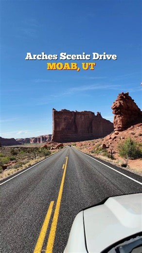 Arches Scenic Drive in Arches National Park, Utah 🇺🇸 | Erick Sabillon