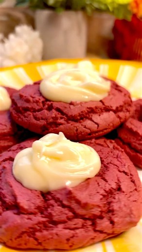 ❤️🍪 Turn Cake Mix Into Red Velvet Cookies! | Easy Recipe #shortsfeed #redvelvetcookies #kooky