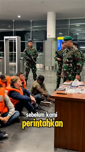 viral!! TNI berhasil gagalkan penyeludupan warga asing #tni #viral #shots