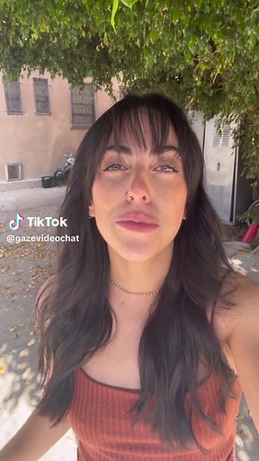 Discover who is online and make new friends.