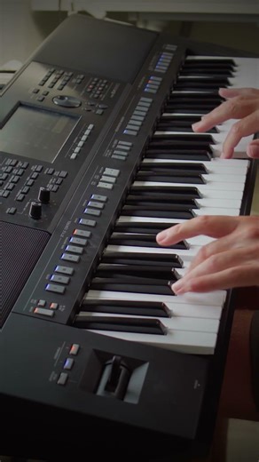 ANGELS GUITAR SOLO ON KEYBOARD