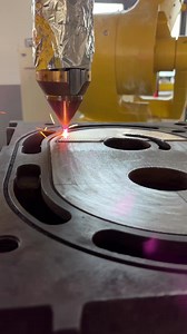 The video shows the use of nickel-based powder to clad the pump cavity. Ni-based self-fluxing alloy powder is the most studied and widely used laser cladding material due to its good wettability, corrosion resistance, and high-temperature self-lubricating properties. | GS Laser