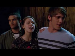 GLEE Full Performance of Outcast