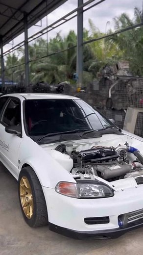 Modified Cars in Action: Explore Custom Racing Builds