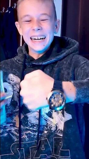 Что Будет Если Дать Школьнику 1000$ ??? #shorts