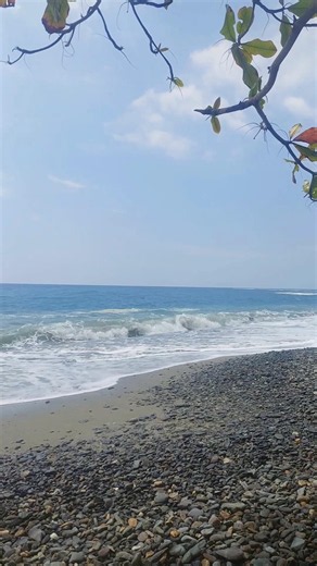 Peaceful Midday Ocean Waves ☀️ | Natural Beach Sounds